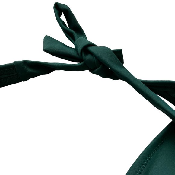 NWOT Old Navy Underwire Halter Bikini Top with Tie & Adjustable Clasp (size M) - Picture 4 of 8